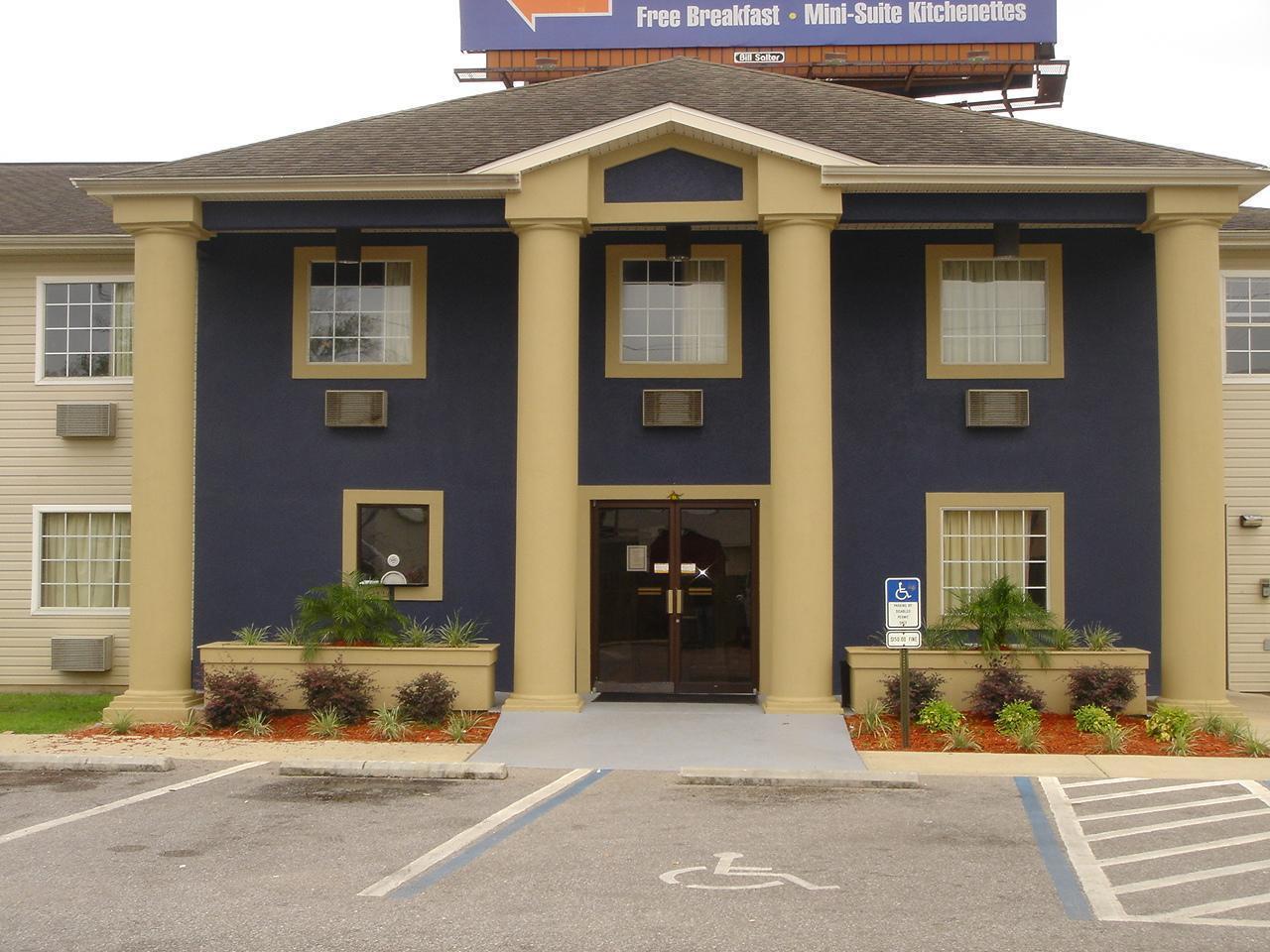 Studio 6 Pensacola, Fl Ferry Pass Exterior photo
